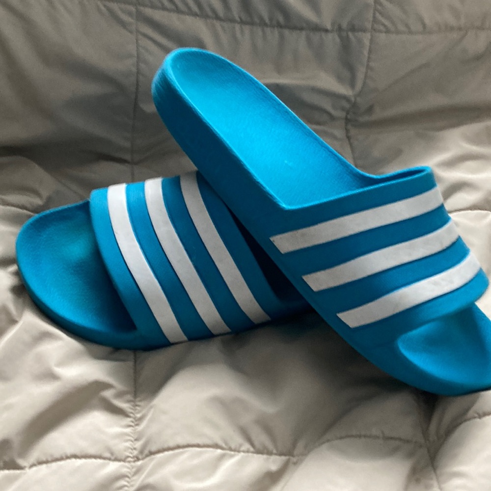 Adidas adilette Slides
